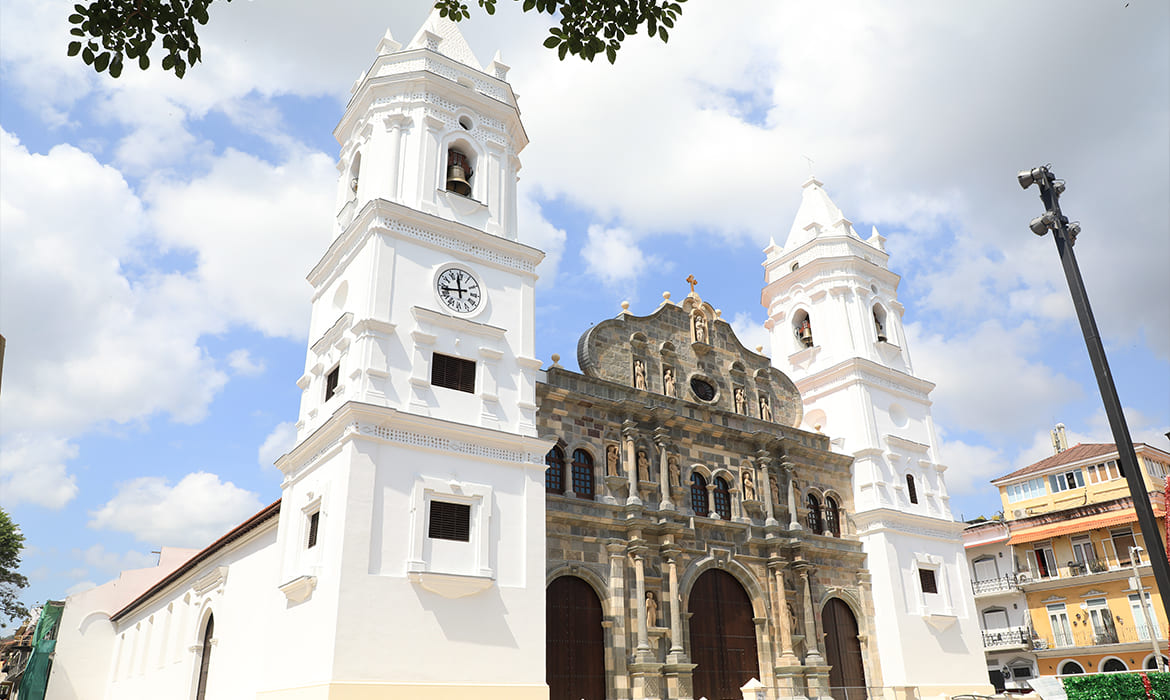 Graphenstone renovation of the PANAMA CATHEDRAL 